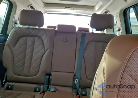 2024 BMW X7 xDrive40I z USA, uszkodzony, nr VIN 5UX23EM09R9T49222